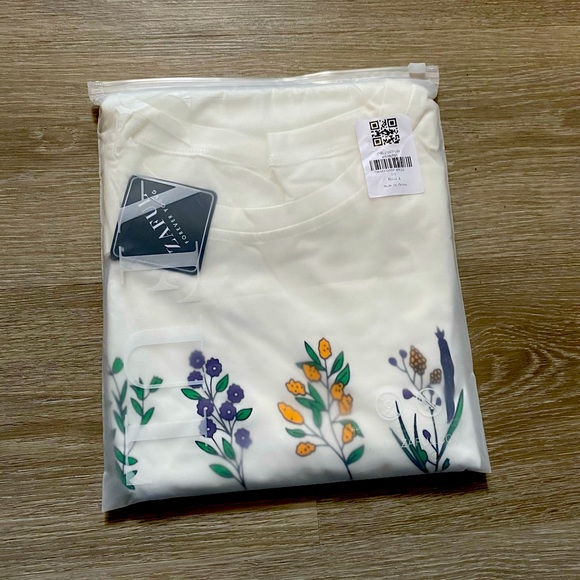 Floral Oversized T-Shirt - Picture 1 of 1